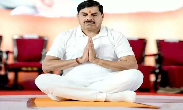योग का अर्थ है जोड़ना और मैं से हम की यात्रा ही योग का आधार है: प्रधानमंत्री मोदी –
